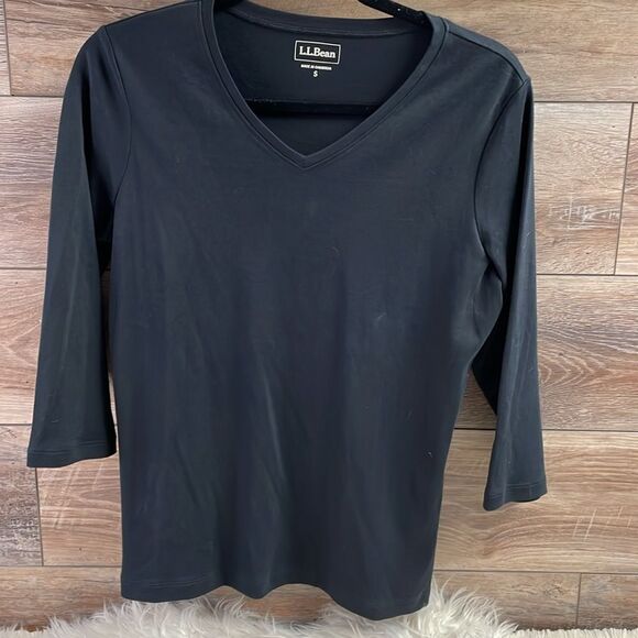 L L Bean Ladies Vneck Pullover Top, Size Small, Black - Picture 2 of 5